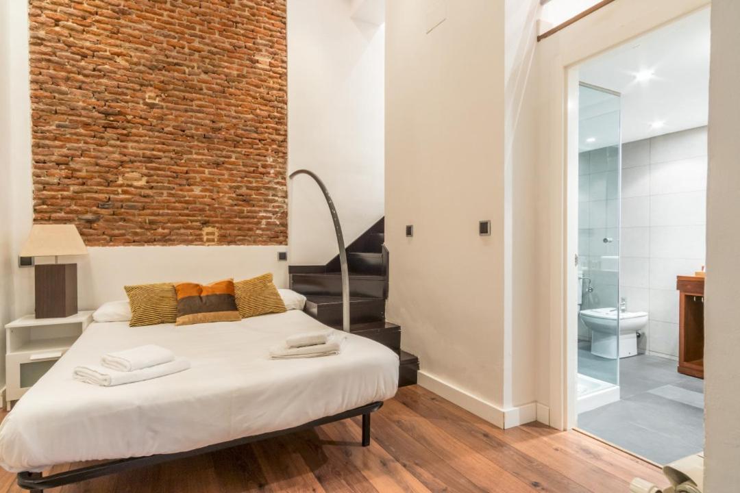 Modern- 2bd 2bth - Opera Appartamento Madrid