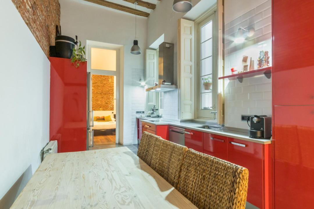 Modern- 2bd 2bth - Opera Appartamento